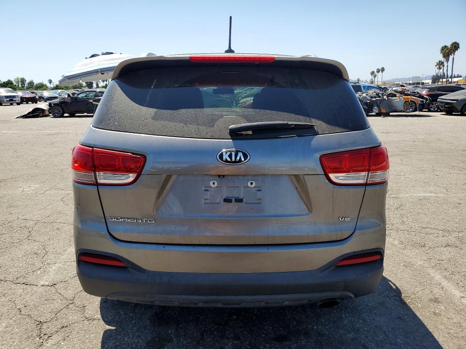 Photo 6 from auction – 2016 KIA SORENTO with VIN 5XYPGDA59GG180398