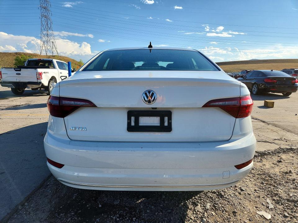 Снимка 6 от търг – 2020 VOLKSWAGEN JETTA с VIN 3VWCB7BU6LM011678