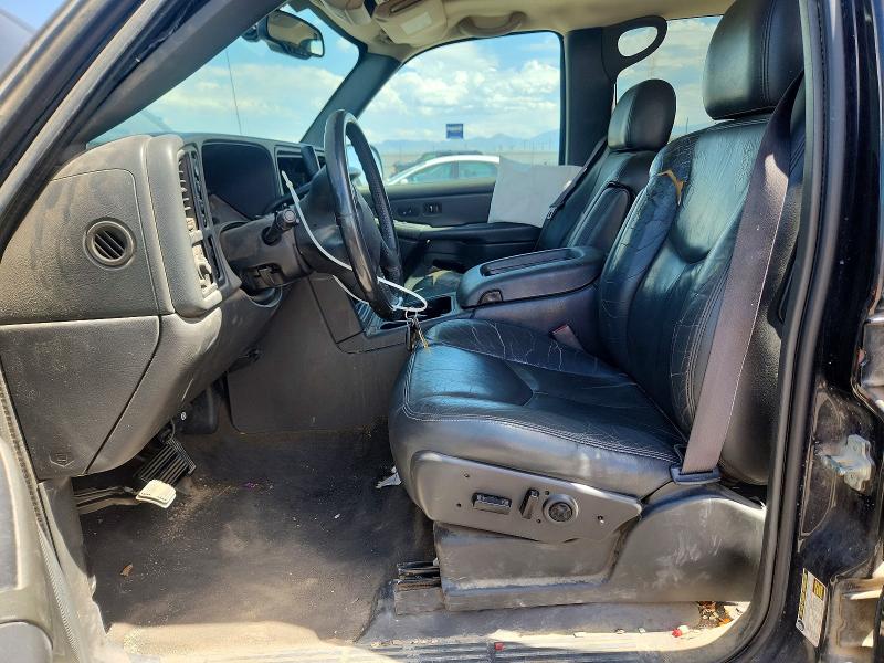 Photo 7 from auction – 2004 CHEVROLET AVALANCHE with VIN 3GNEK12T74G335925