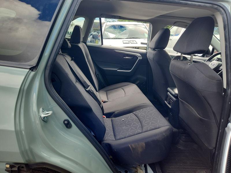 Photo 11 from auction – 2020 TOYOTA RAV4 with VIN JTMW1RFV5LD058648