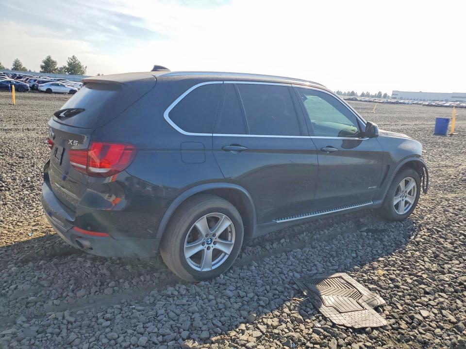 Снимка 3 от търг – 2015 BMW X5 с VIN 5UXKR0C51F0K58105