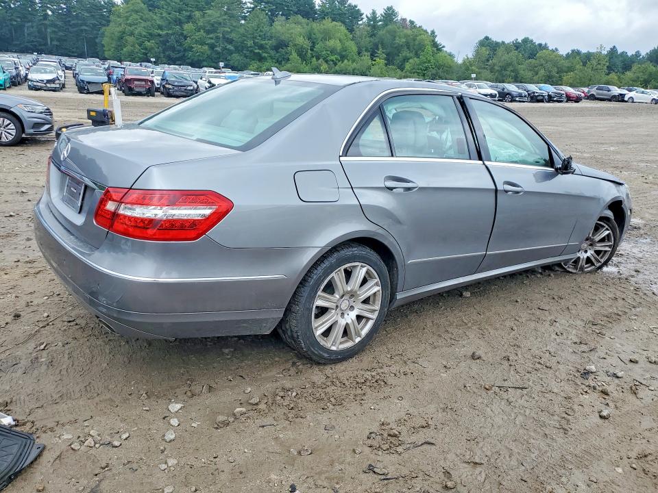 Photo 3 from auction – 2012 MERCEDES-BENZ E with VIN WDDHF5KB7CA532749
