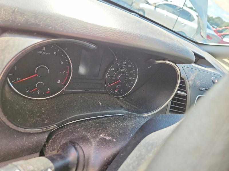 Photo 9 from auction – 2017 KIA FORTE with VIN 3KPFK4A77HE064613
