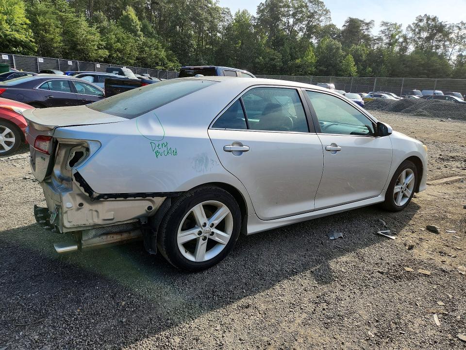 Photo 3 from auction – 2012 TOYOTA CAMRY with VIN 4T1BF1FK4CU617433