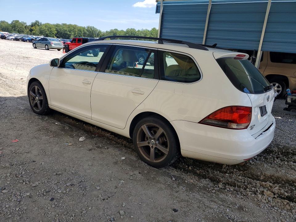 Photo 2 from auction – 2010 VOLKSWAGEN JETTA with VIN 3VWPX7AJ3AM692437