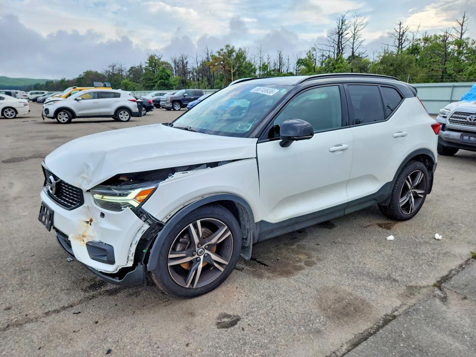 2022 VOLVO XC40 - Търг №66749936