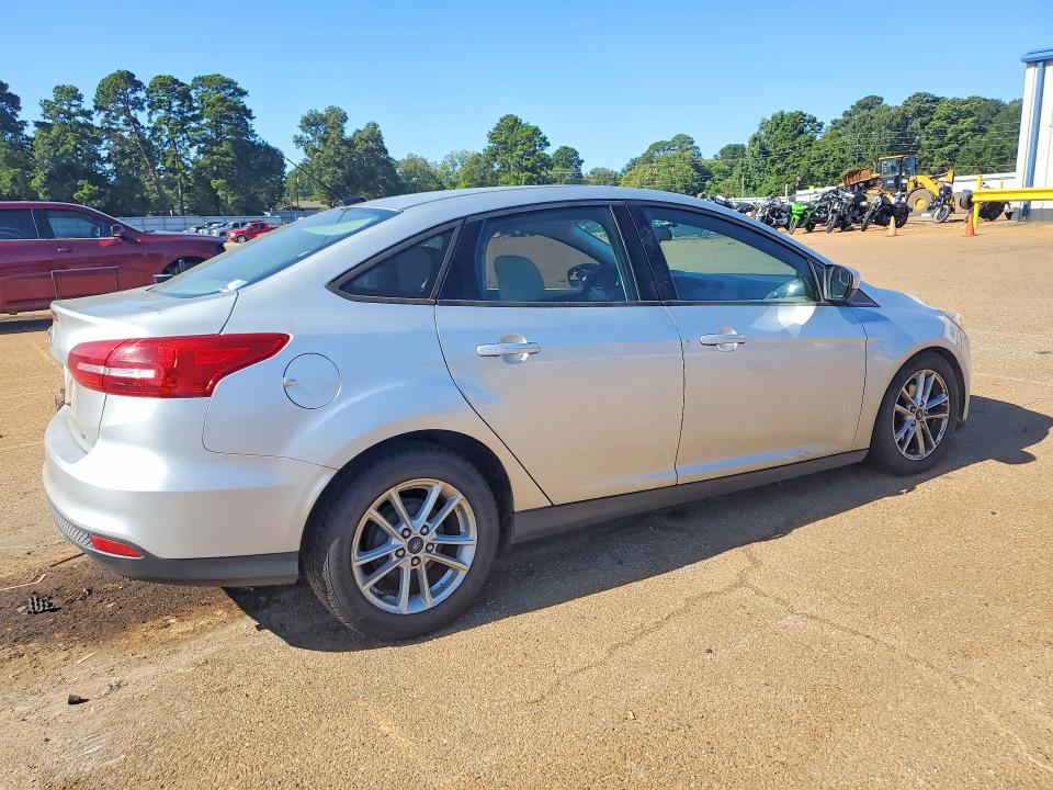 Photo 3 from auction – 2018 FORD FOCUS with VIN 1FADP3F24JL317017
