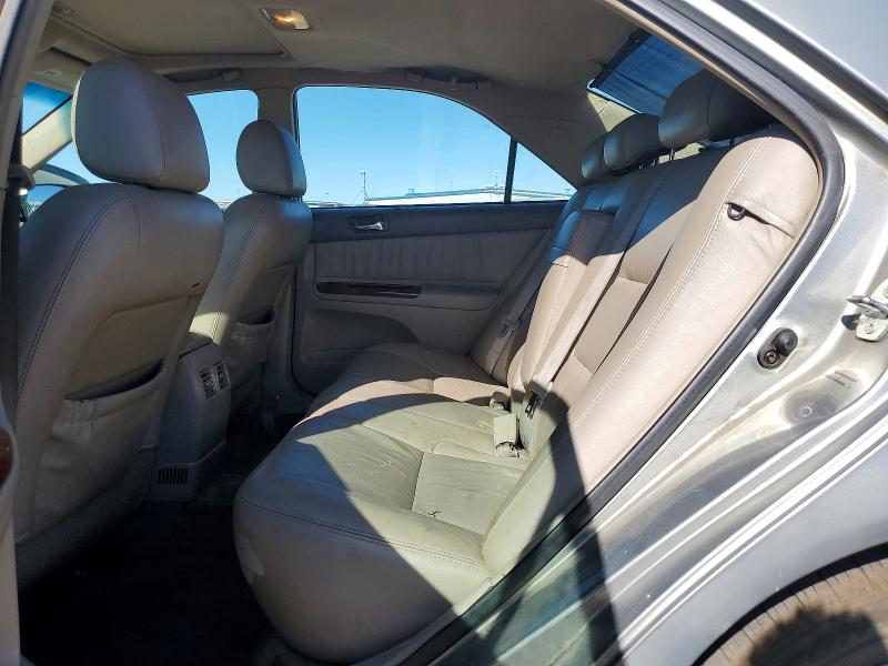 Photo 10 from auction – 2005 TOYOTA CAMRY with VIN 4T1BF30K65U590176