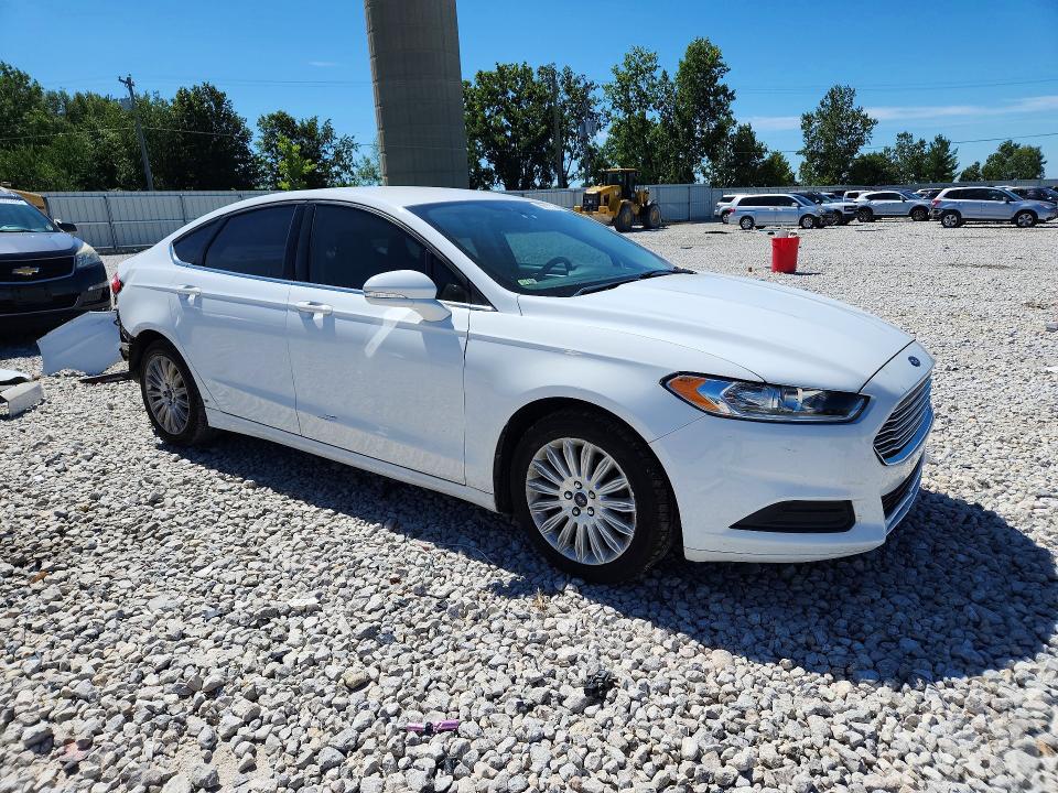 Фото 4 с аукциона – 2015 FORD FUSION с VIN 3FA6P0LU4FR163687