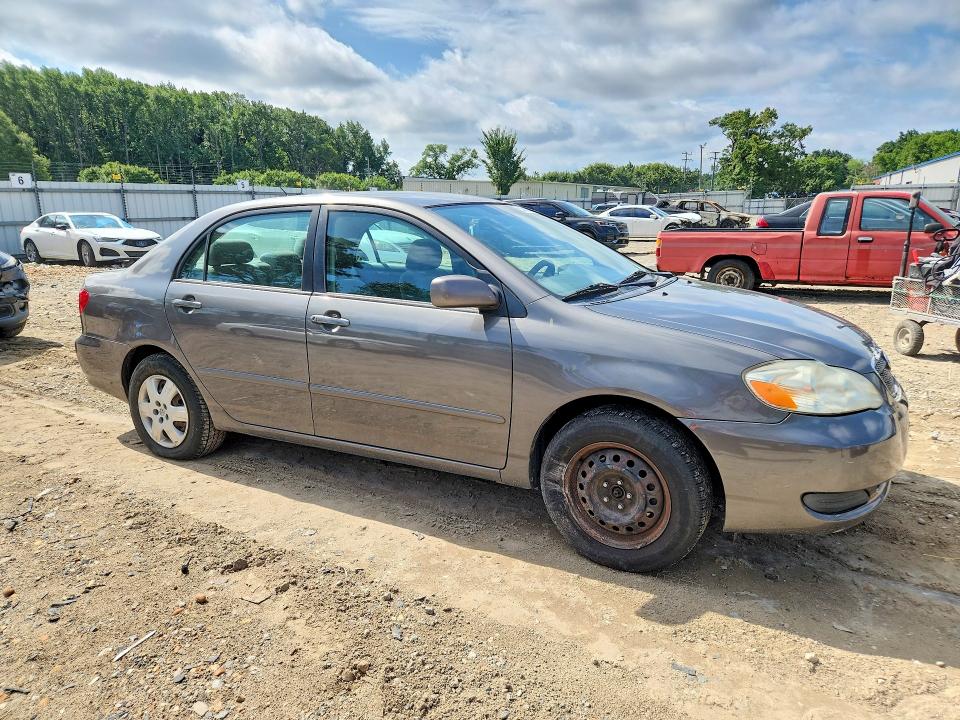 Photo 4 from auction – 2005 TOYOTA COROLLA with VIN 2T1BR32E35C364502