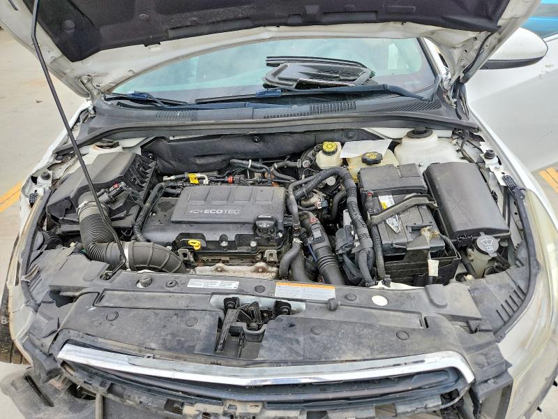 Photo 11 from auction – 2015 CHEVROLET CRUZE with VIN 1G1PC5SB9F7142406