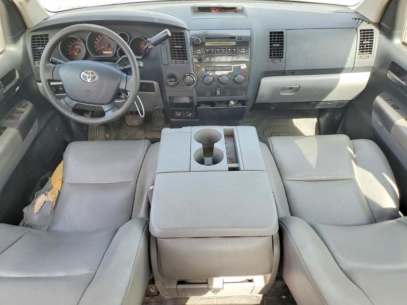 Photo 8 from auction – 2011 TOYOTA TUNDRA with VIN 5TFRM5F15BX032073