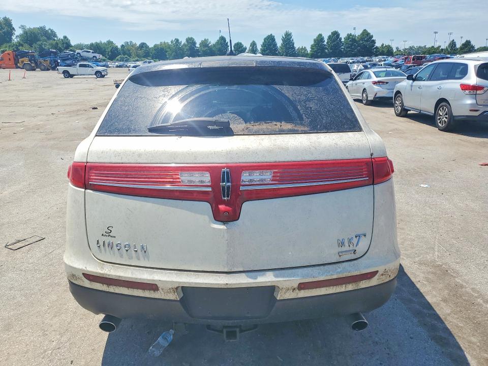 Photo 6 from auction – 2013 LINCOLN MKT with VIN 2LMHJ5AT5DBL51562