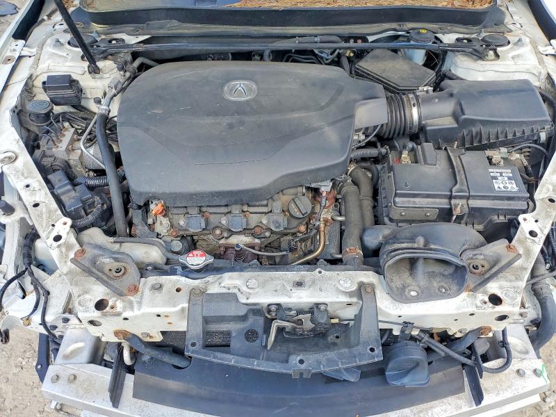 Photo 11 from auction – 2016 ACURA TLX with VIN 19UUB3F55GA002655
