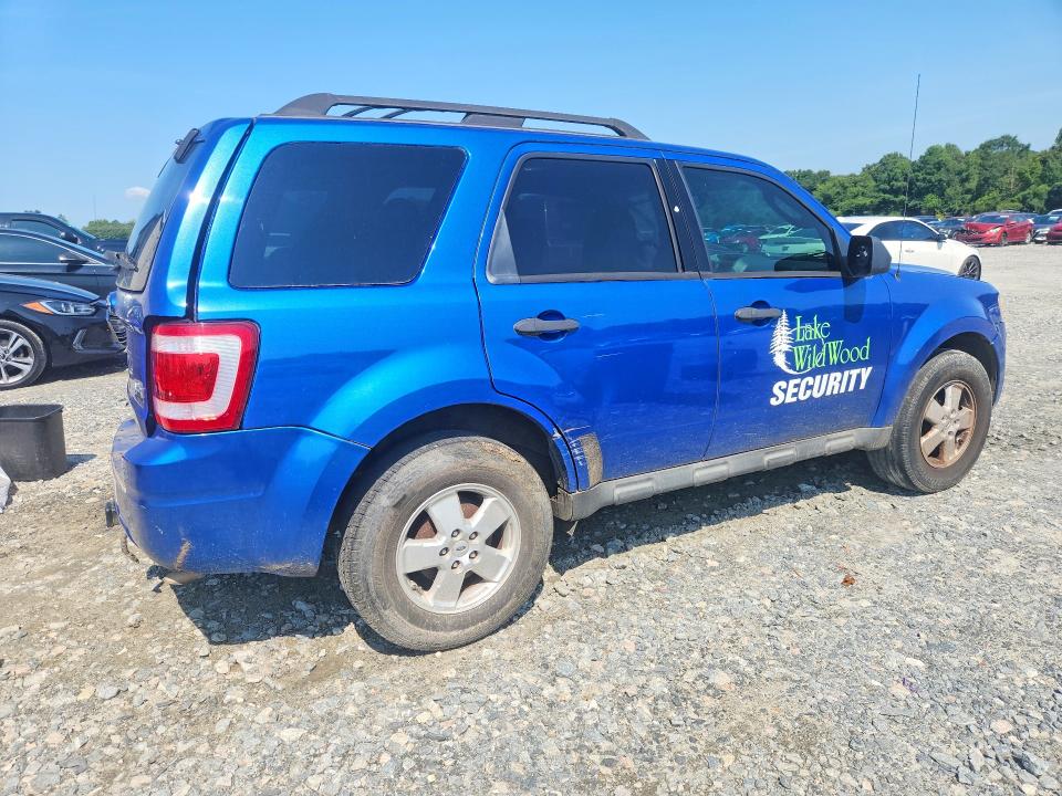 Photo 3 from auction – 2011 FORD ESCAPE with VIN 1FMCU0DG0BKC47739