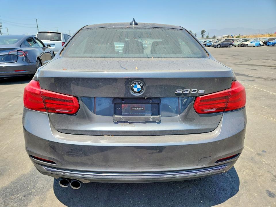 Zdjęcie 6 z aukcji – 2018 BMW 330E z VIN WBA8E1C52JA159550