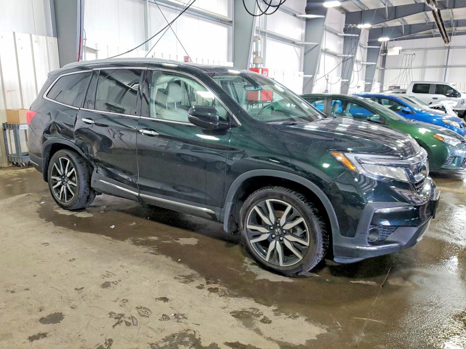 Photo 4 from auction – 2020 HONDA PILOT with VIN 5FNYF6H05LB042209