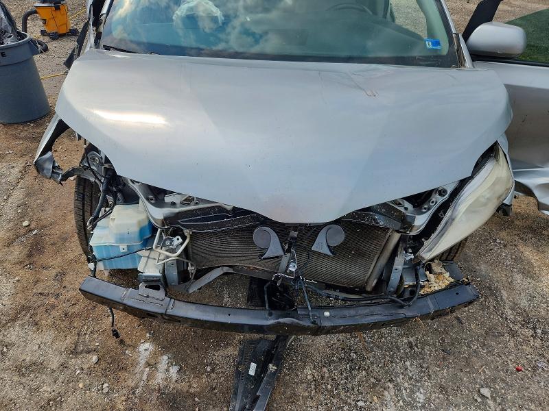 Photo 12 from auction – 2020 TOYOTA SIENNA with VIN 5TDYZ3DC3LS026284