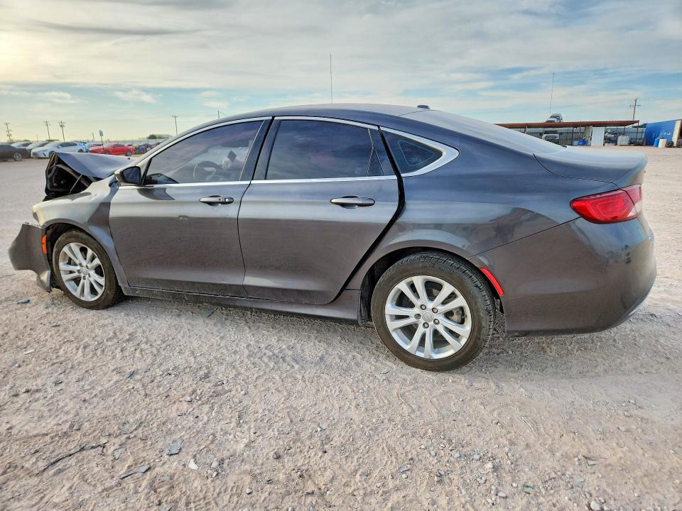 Photo 2 from auction – 2015 CHRYSLER 200 with VIN 1C3CCCAB3FN649989