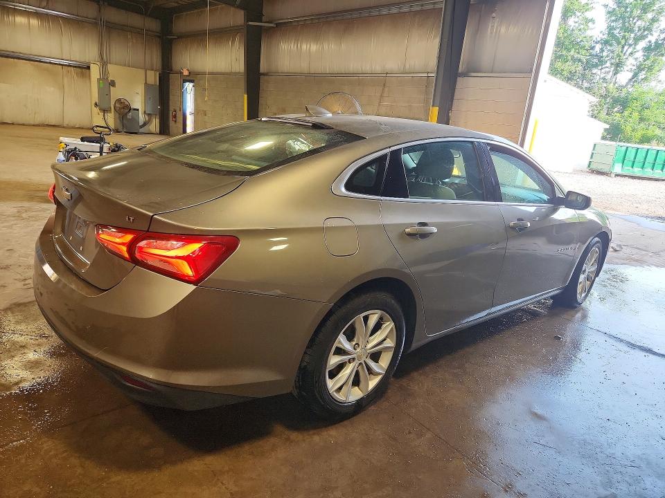 Photo 3 from auction – 2020 CHEVROLET MALIBU with VIN 1G1ZD5STXLF069515