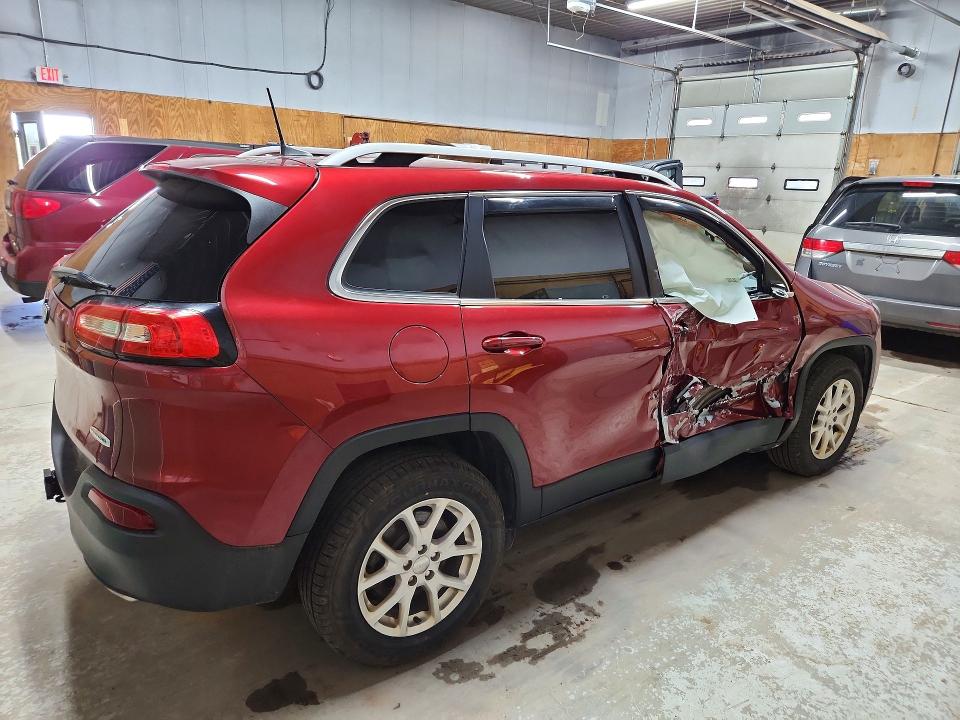 Photo 3 from auction – 2017 JEEP CHEROKEE with VIN 1C4PJMCS5HD223638