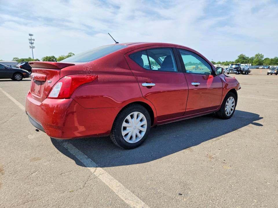 Photo 3 from auction – 2017 NISSAN VERSA with VIN 3N1CN7AP1HL840132
