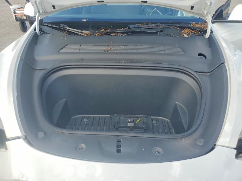 Photo 11 from auction – 2021 TESLA MODEL Y with VIN 5YJYGDEE7MF299133