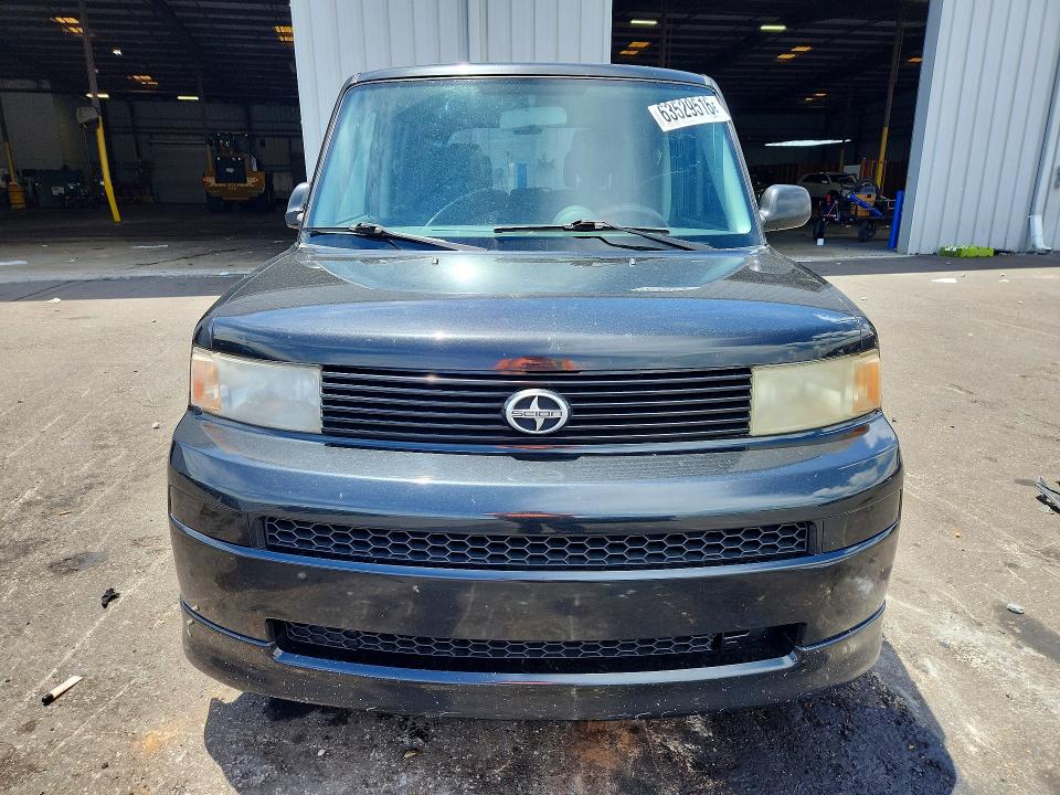 Photo 5 from auction – 2004 SCION XB with VIN JTLKT324840147534