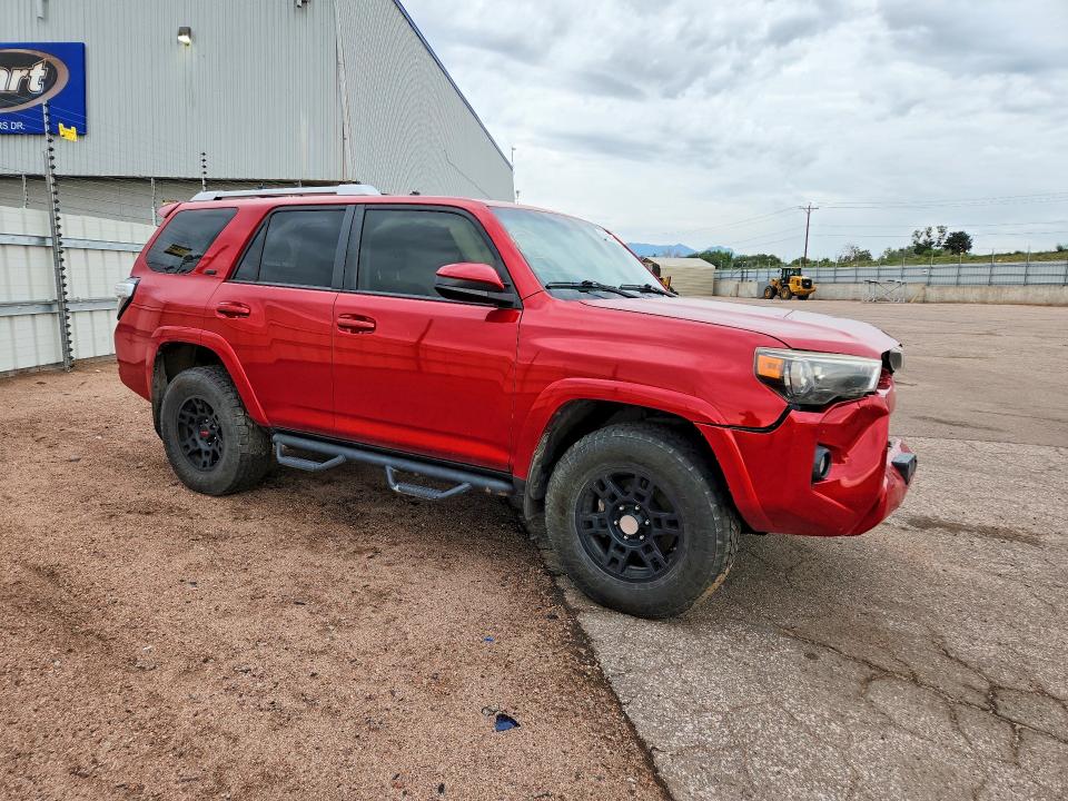 Photo 4 from auction – 2016 TOYOTA 4RUNNER with VIN JTEBU5JR2G5292055