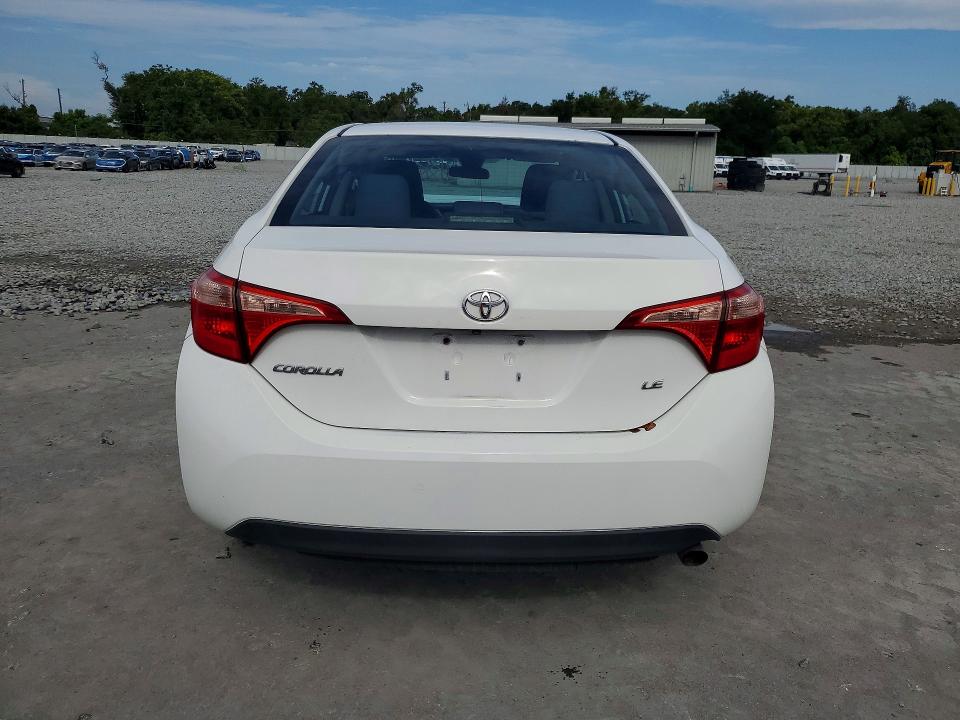 Photo 6 from auction – 2018 TOYOTA COROLLA with VIN 2T1BURHE0JC117960