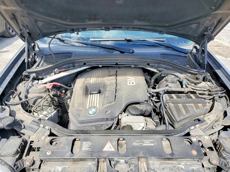 Photo 12 from auction – 2011 BMW X3 with VIN 5UXWX5C56BL712345
