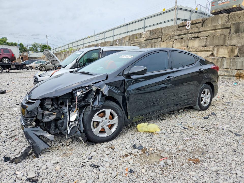 2015 HYUNDAI ELANTRA - Търг №65713636