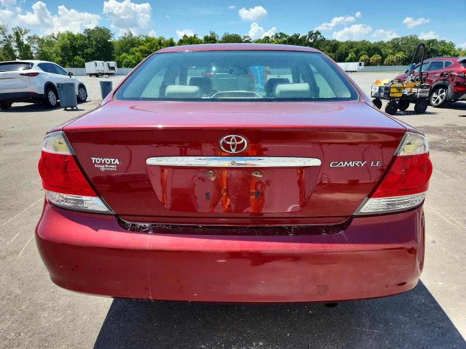 Photo 6 from auction – 2005 TOYOTA CAMRY with VIN 4T1BE32K25U048475