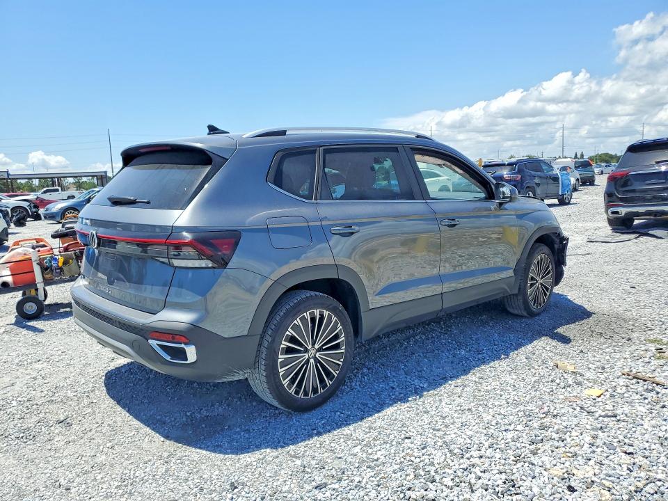 Photo 3 from auction – 2026 VOLKSWAGEN TAOS with VIN 3VVSC7B2XTM007077