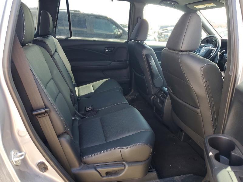 Photo 10 from auction – 2021 HONDA PASSPORT with VIN 5FNYF8H55MB033535