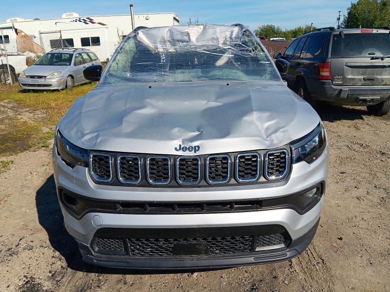 Photo 5 from auction – 2025 JEEP COMPASS with VIN 3C4NJDBN4ST571998