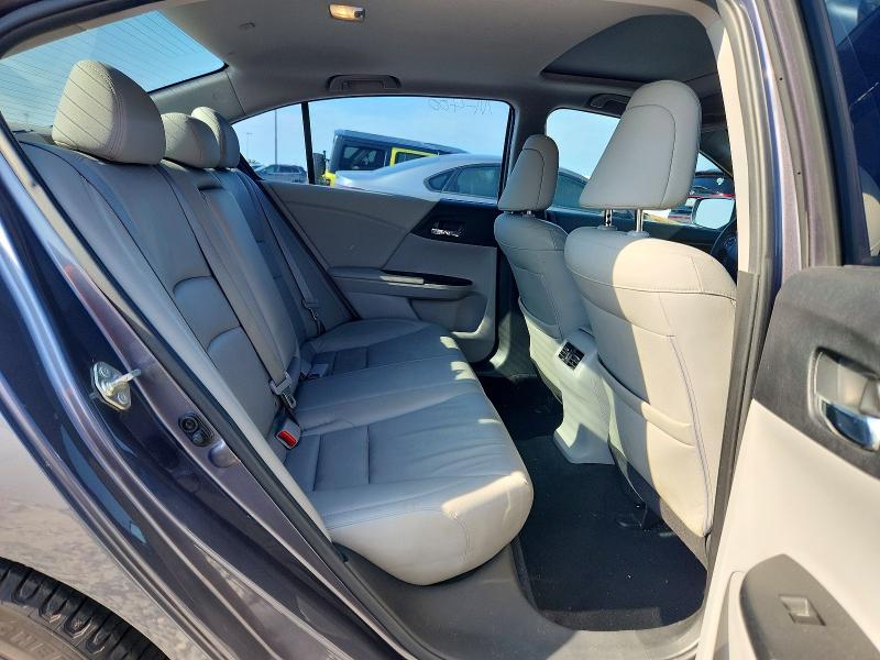Photo 10 from auction – 2015 HONDA ACCORD with VIN 1HGCR2F81FA188060