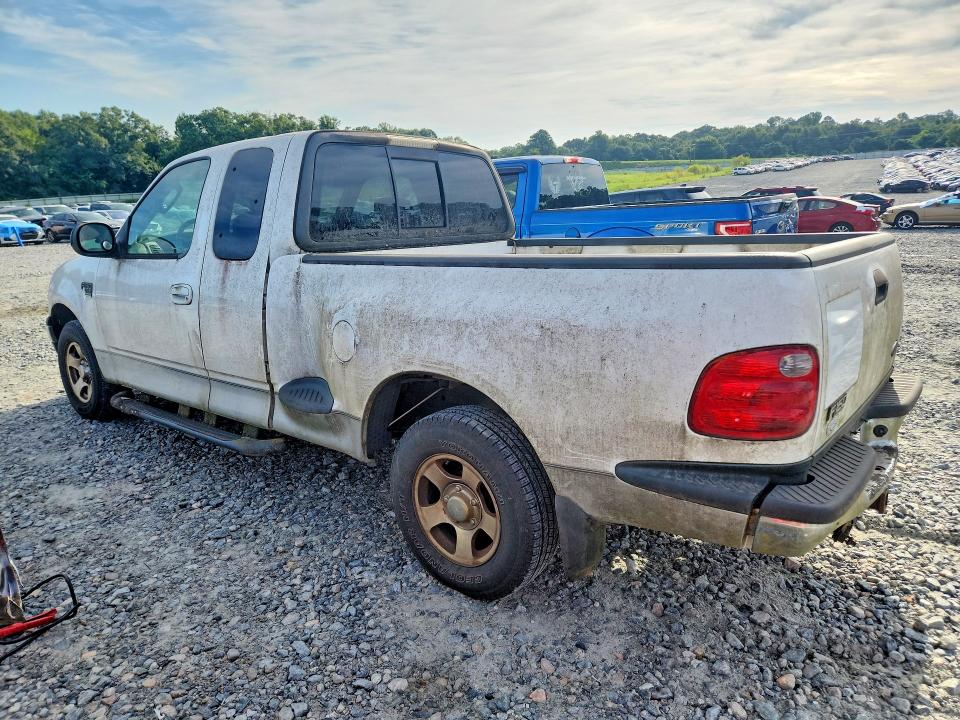 Photo 2 from auction – 2003 FORD F150 with VIN 1FTRX07L73KD56411