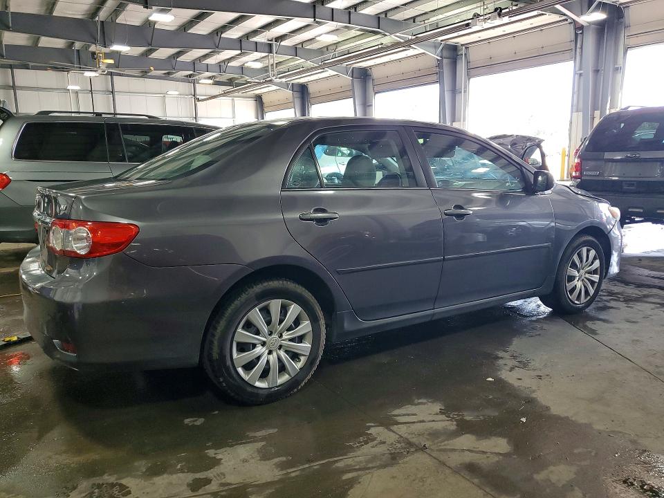 Photo 3 from auction – 2013 TOYOTA COROLLA with VIN 5YFBU4EE1DP149828