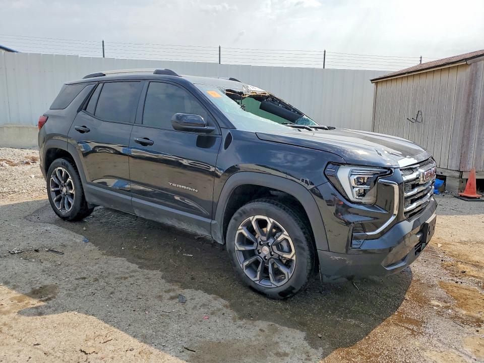 Photo 4 from auction – 2025 GMC TERRAIN with VIN 3GKALUEG2SL253047