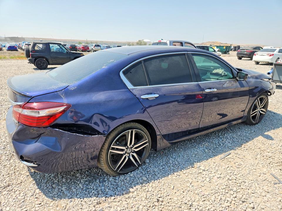 Photo 3 from auction – 2016 HONDA ACCORD with VIN 1HGCR2F57GA159105