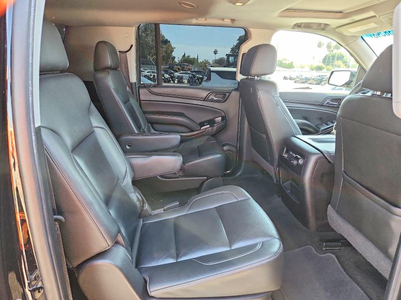 Photo 11 from auction – 2018 CHEVROLET SUBURBAN with VIN 1GNSCHKC1JR284510