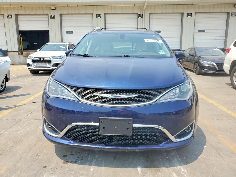 Photo 5 from auction – 2018 CHRYSLER PACIFICA with VIN 2C4RC1BG3JR246563