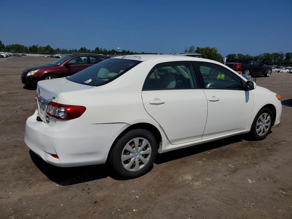 Photo 3 from auction – 2011 TOYOTA COROLLA with VIN JTDBU4EE7BJ094478