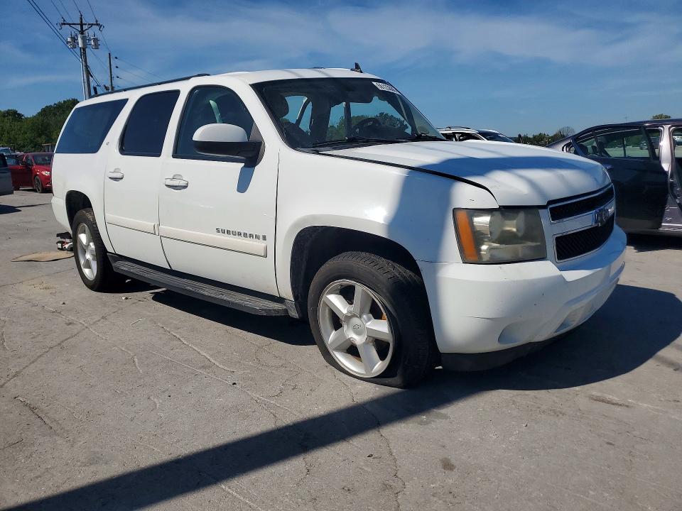 Photo 4 from auction – 2008 CHEVROLET SUBURBAN with VIN 3GNFK16368G232015