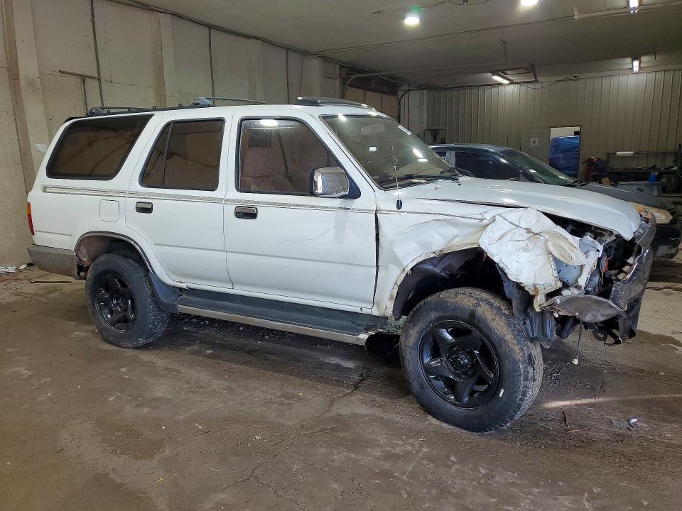 Photo 4 from auction – 1995 TOYOTA 4RUNNER with VIN JT3VN39W7S0203846