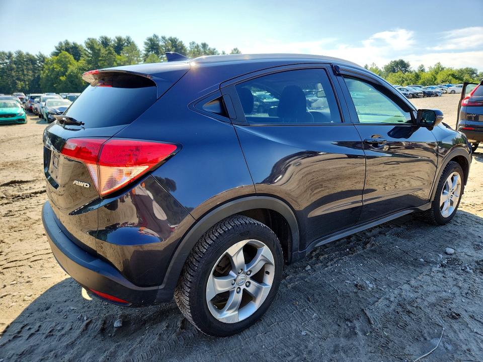 Photo 3 from auction – 2017 HONDA HR-V with VIN 3CZRU6H71HM713749