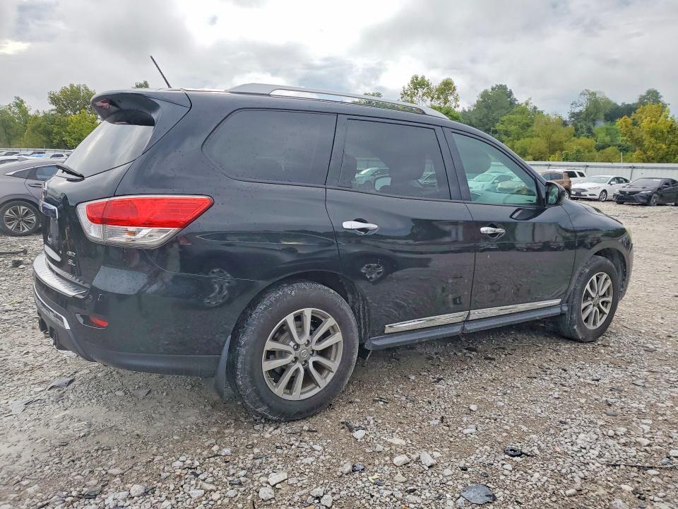 Photo 3 from auction – 2015 NISSAN PATHFINDER with VIN 5N1AR2MM2FC610939