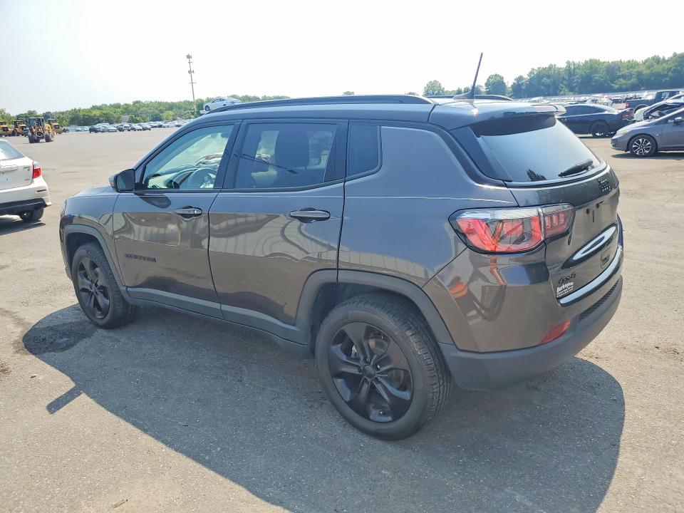 Photo 2 from auction – 2019 JEEP COMPASS with VIN 3C4NJDBB2KT843373