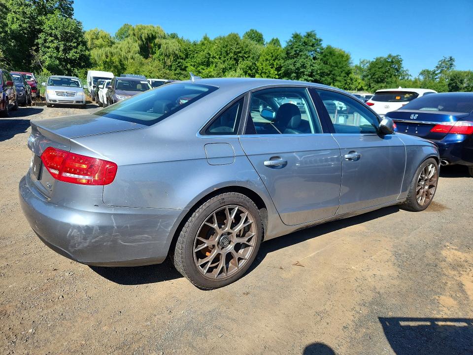 Photo 3 from auction – 2011 AUDI A4 with VIN WAUFFAFL7BN029000